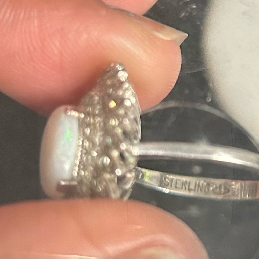 Authentic Opal & Sterling ring - Picture 6 of 7